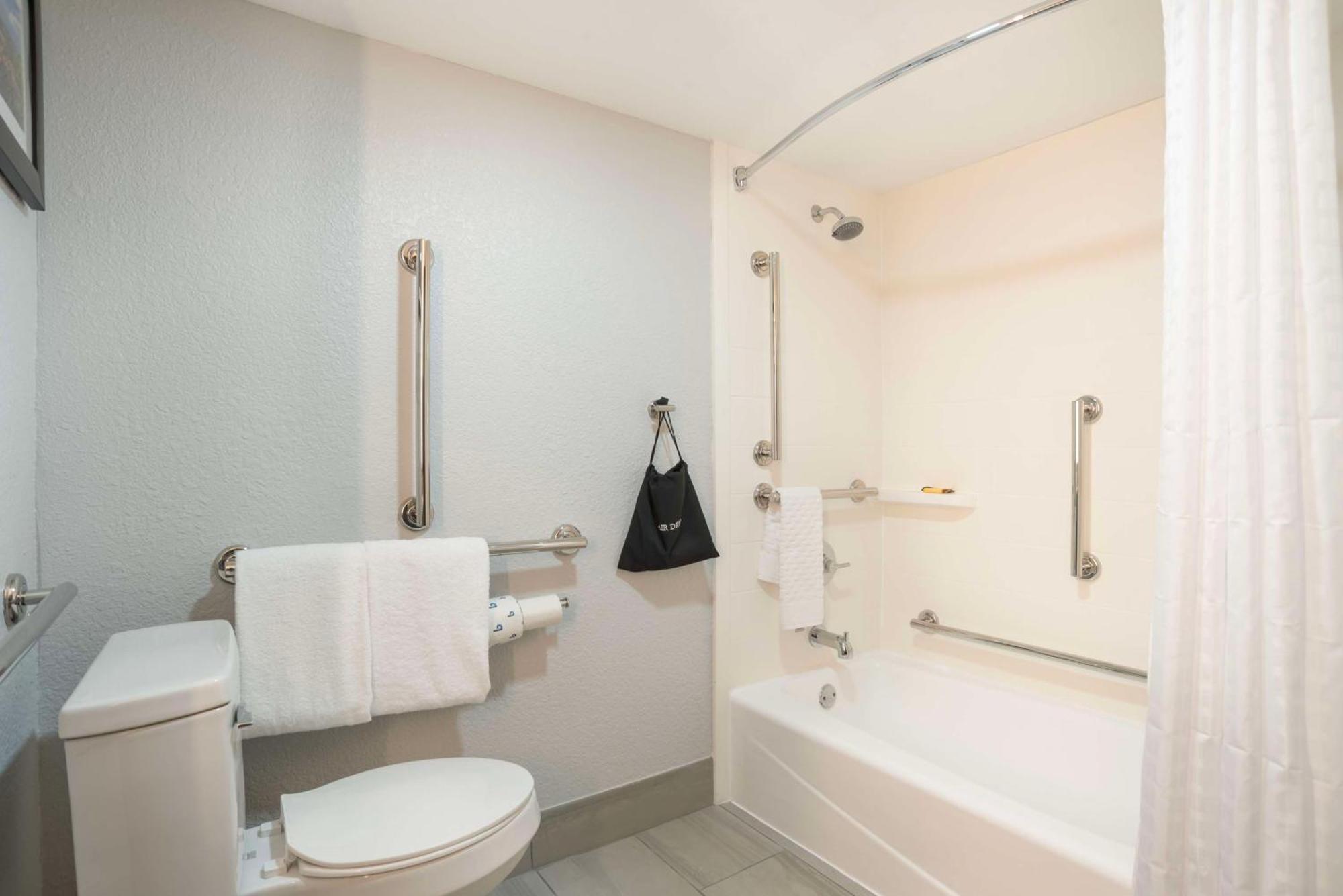 Best Western Plus Mobile Inn And Suites Buitenkant foto