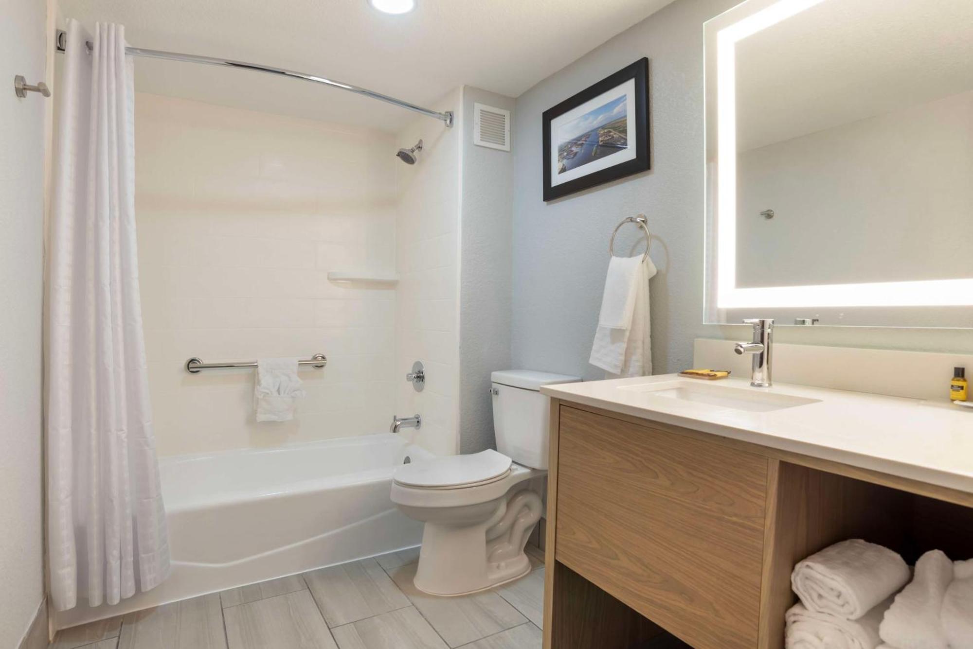 Best Western Plus Mobile Inn And Suites Buitenkant foto
