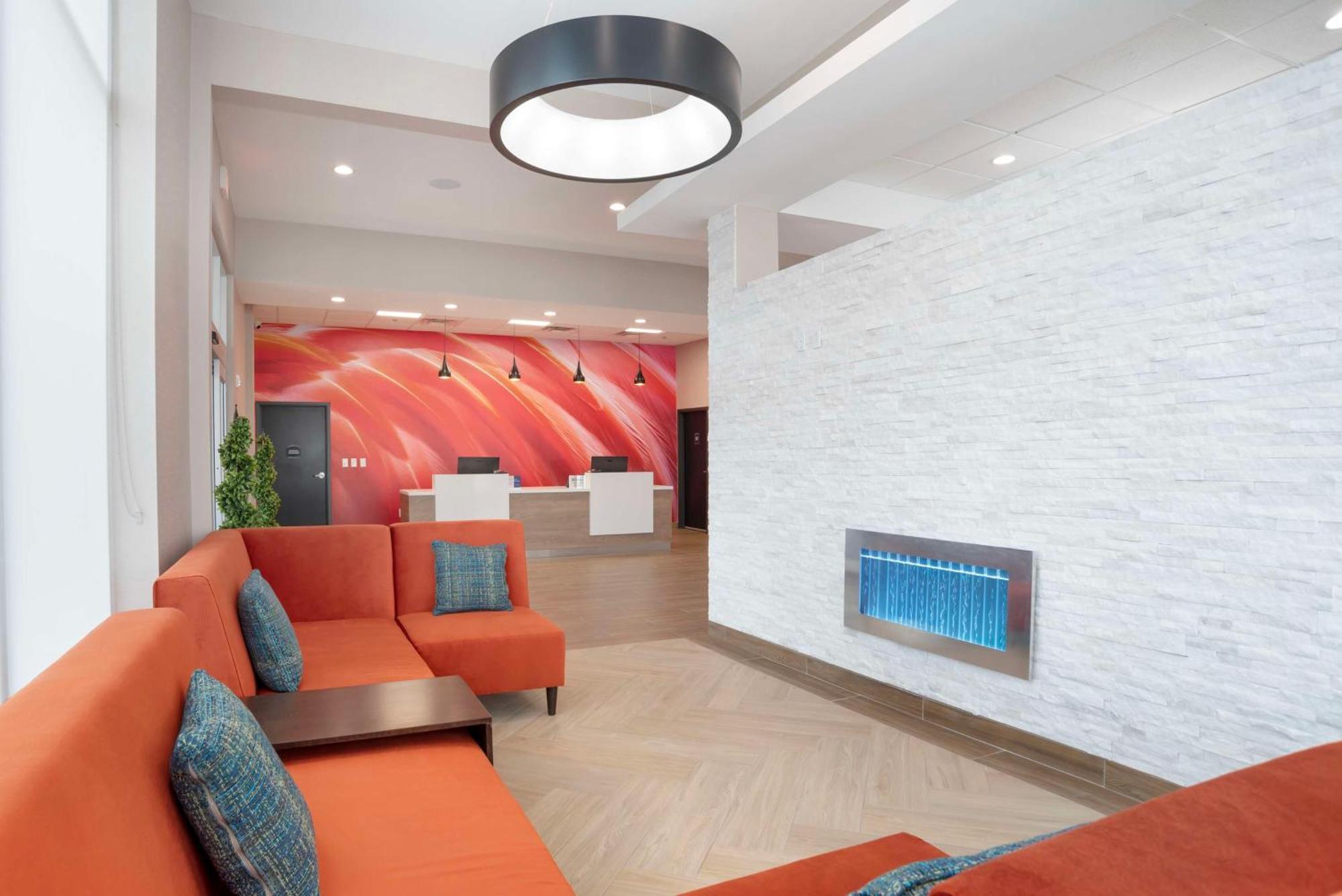 Best Western Plus Mobile Inn And Suites Buitenkant foto